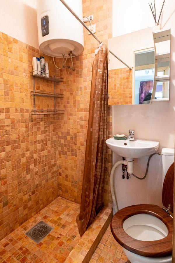 Artists Apartment Near Telliskivi Creative Centre تالين المظهر الخارجي الصورة